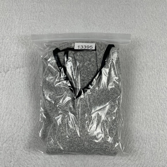 Nike Sweatshirt Womens Small Gray Pullover Hoodie Hypernatural Therma Gym Casual - Picture 16 of 16